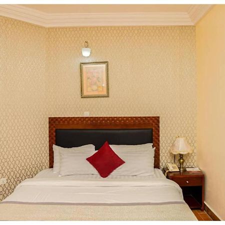 Royalton Hotels Абуджа Екстериор снимка