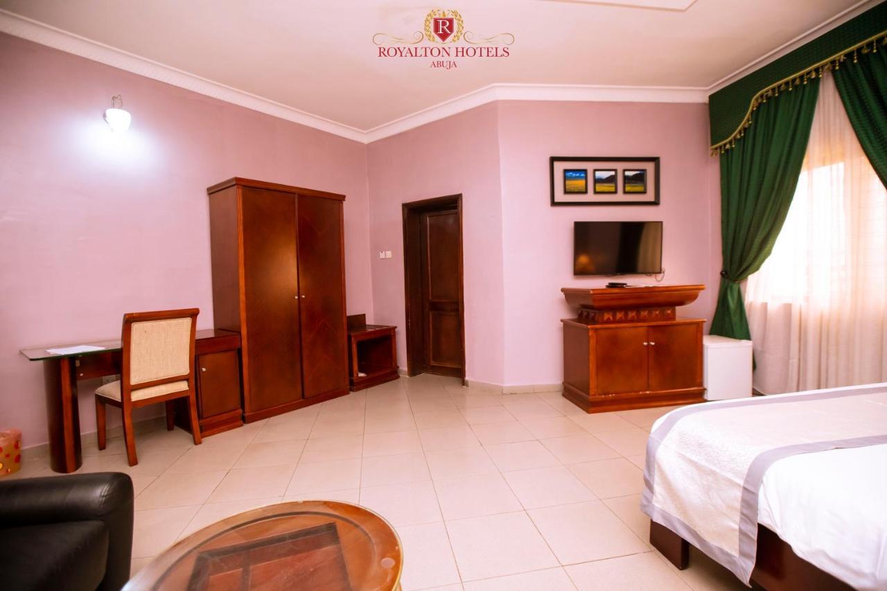 Royalton Hotels Абуджа Екстериор снимка