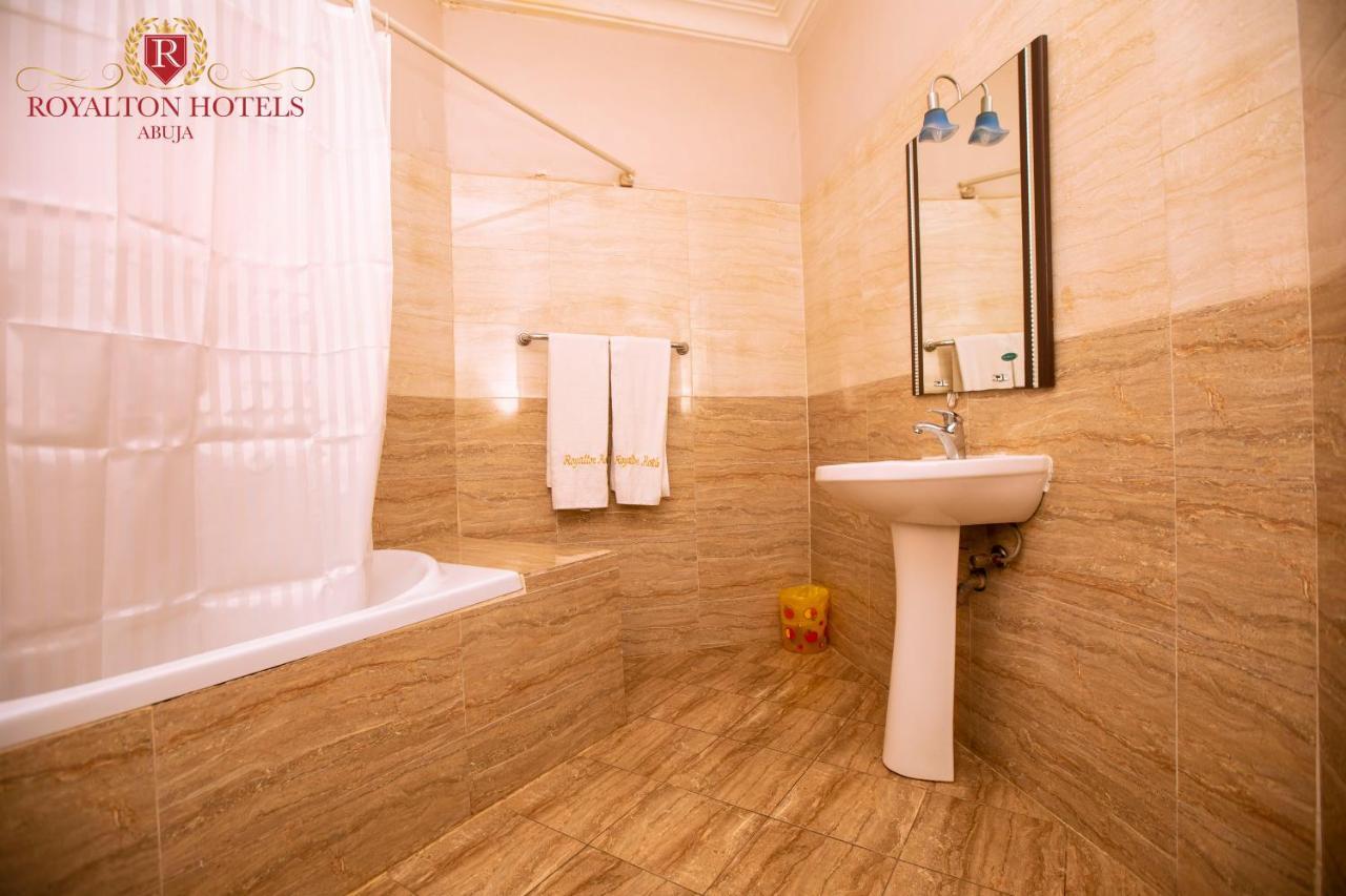 Royalton Hotels Абуджа Екстериор снимка